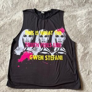 Gwen Stefani concert muscle tank top